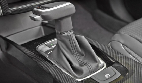 تعمیر و فروش گیربکس های اتوماتیک لوکسژن U6