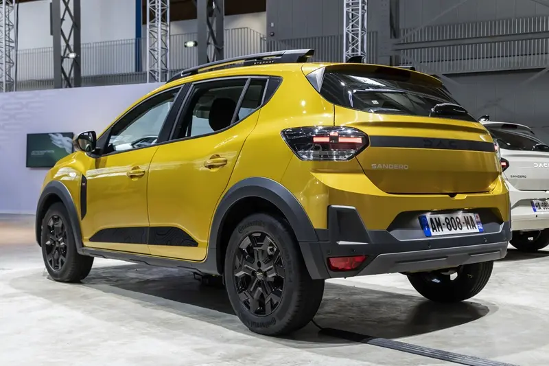 رندر دیجیتالی نسل جدید داچیا ساندرو استپوی منتشر شد