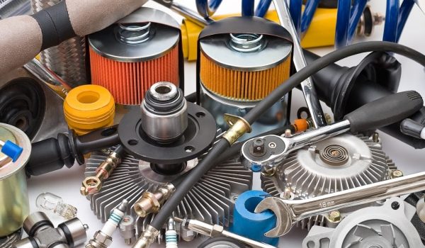 تأثیر کیفیت لوازم یدکی بر عملکرد و ایمنی خودرو